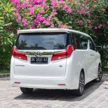 Rik 4189 - Luxury Car Rental Bali Indonesia